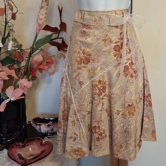Style Fashions Dresses & Skirts - NWT Floral Designed A-Line Flared Swing Midi Lined Summer Skirt 4